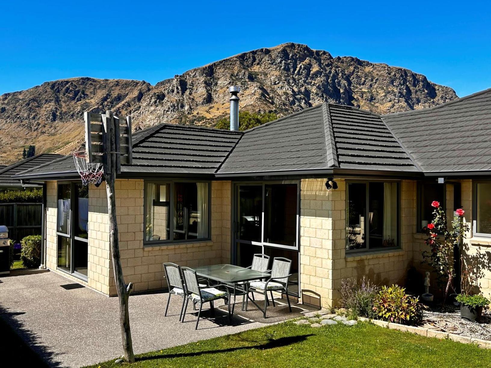 Alpine Mirage Villa Queenstown Eksteriør billede